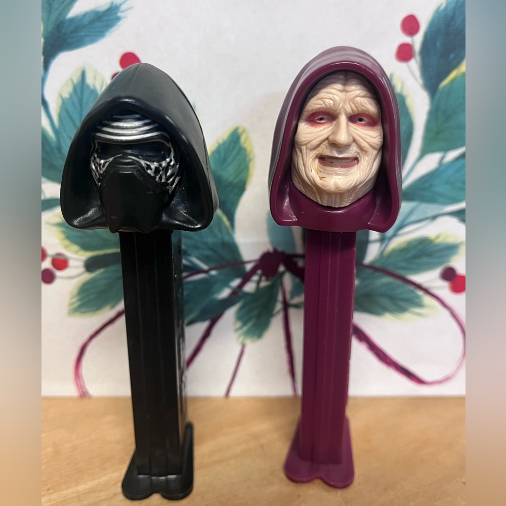 Star Wars Pez Dispenser EmperorPalpatine and Kylo Ren.